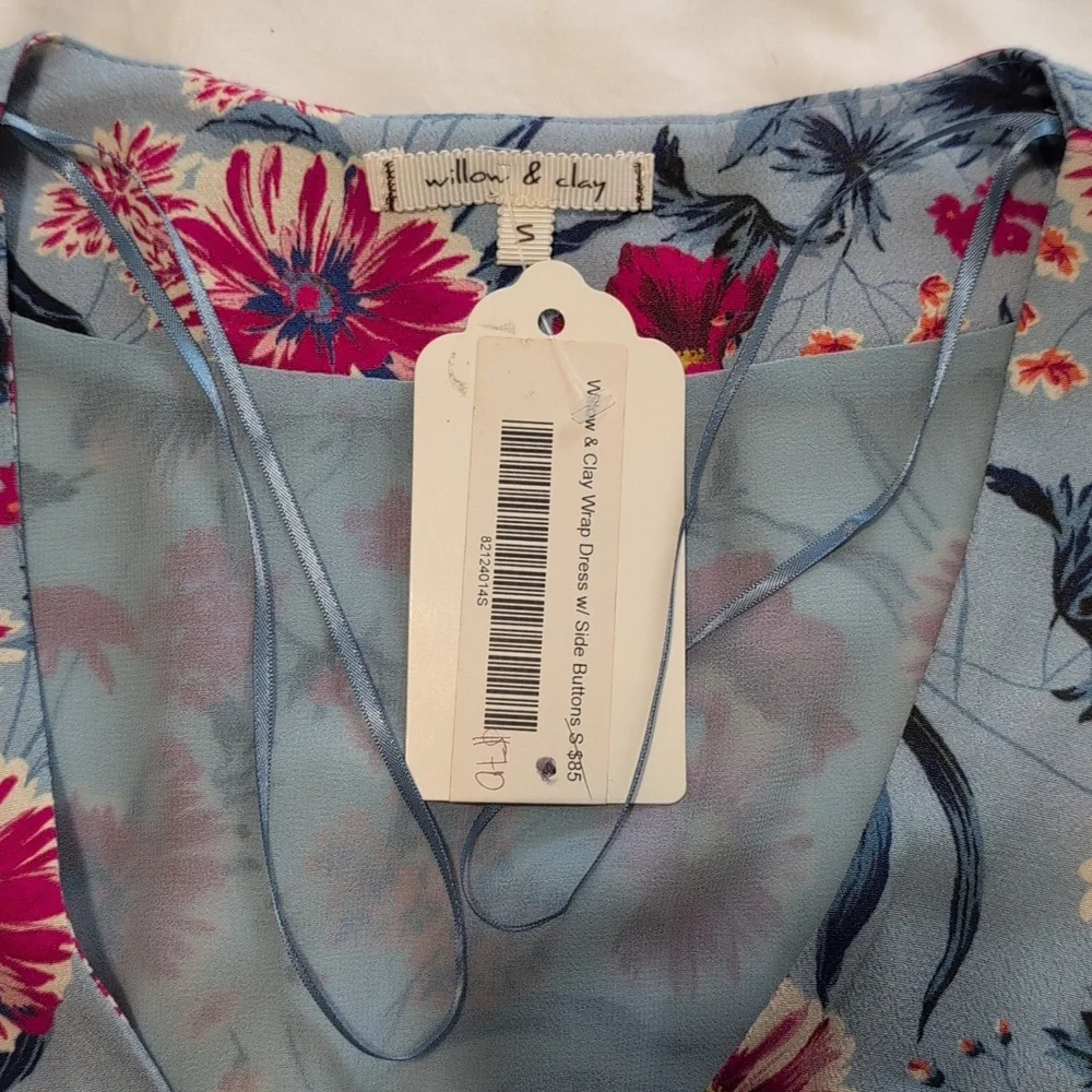 Willow and Clay Floral Women's Dress. - Picture 6 of 8